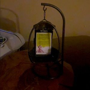 Pier one phone holder